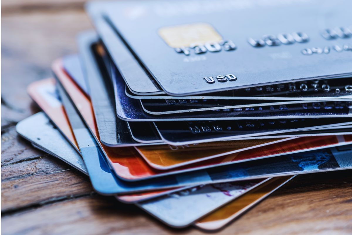 How to avoid excessive use of credit cards